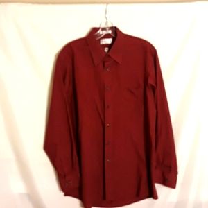 Van Heusen dress shirt. 16 1/2 34/35 Large EUC